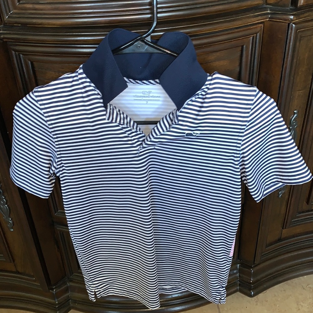 Boys Vineyard Vines T-shirt